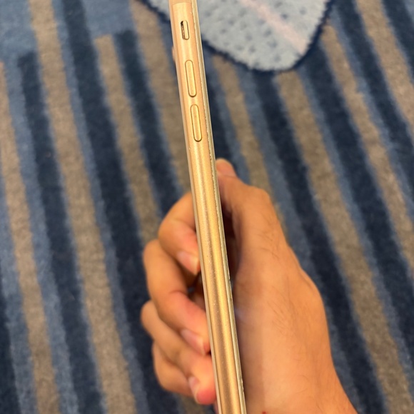 iPhone 8 Plus 256GB/Touch ID working perfectly - Picture 5 of 13